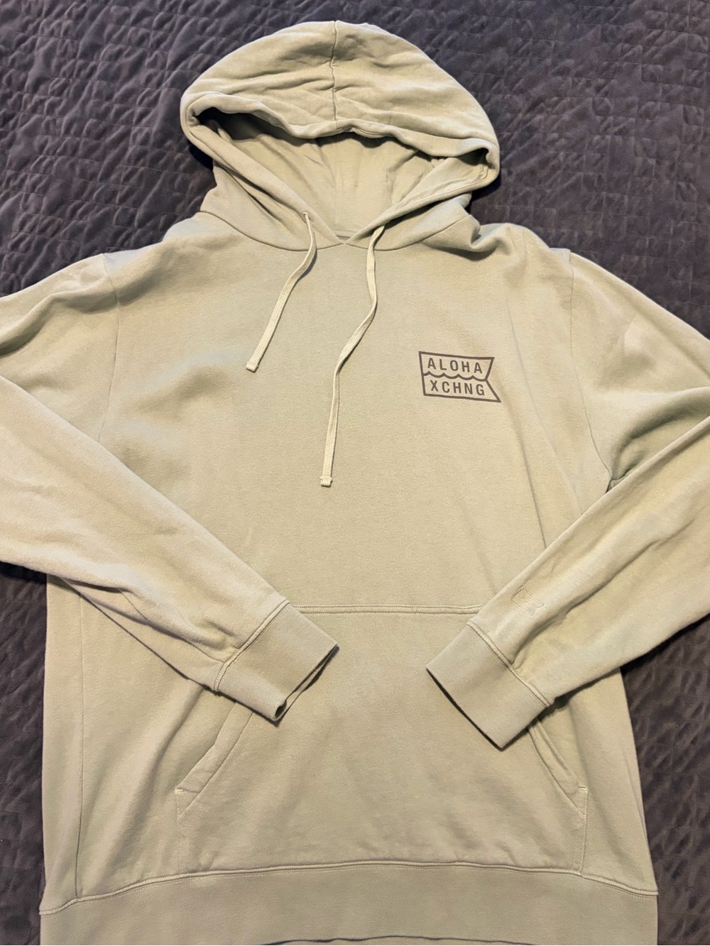 ALOHA XCHNG Men's Sage Green Pullover Hoodie